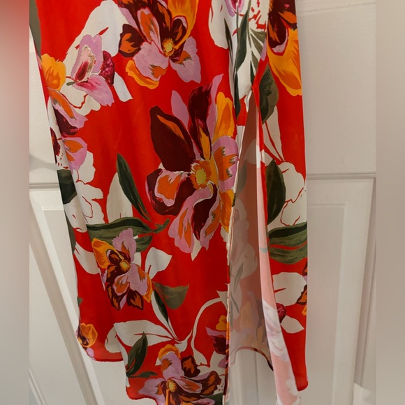 Adelyn Rae Dress - Picture 4 of 4